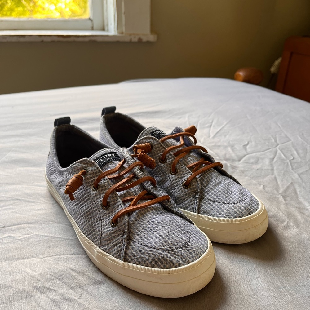 Sperry Casual light blue sneakers with Brown leather laces